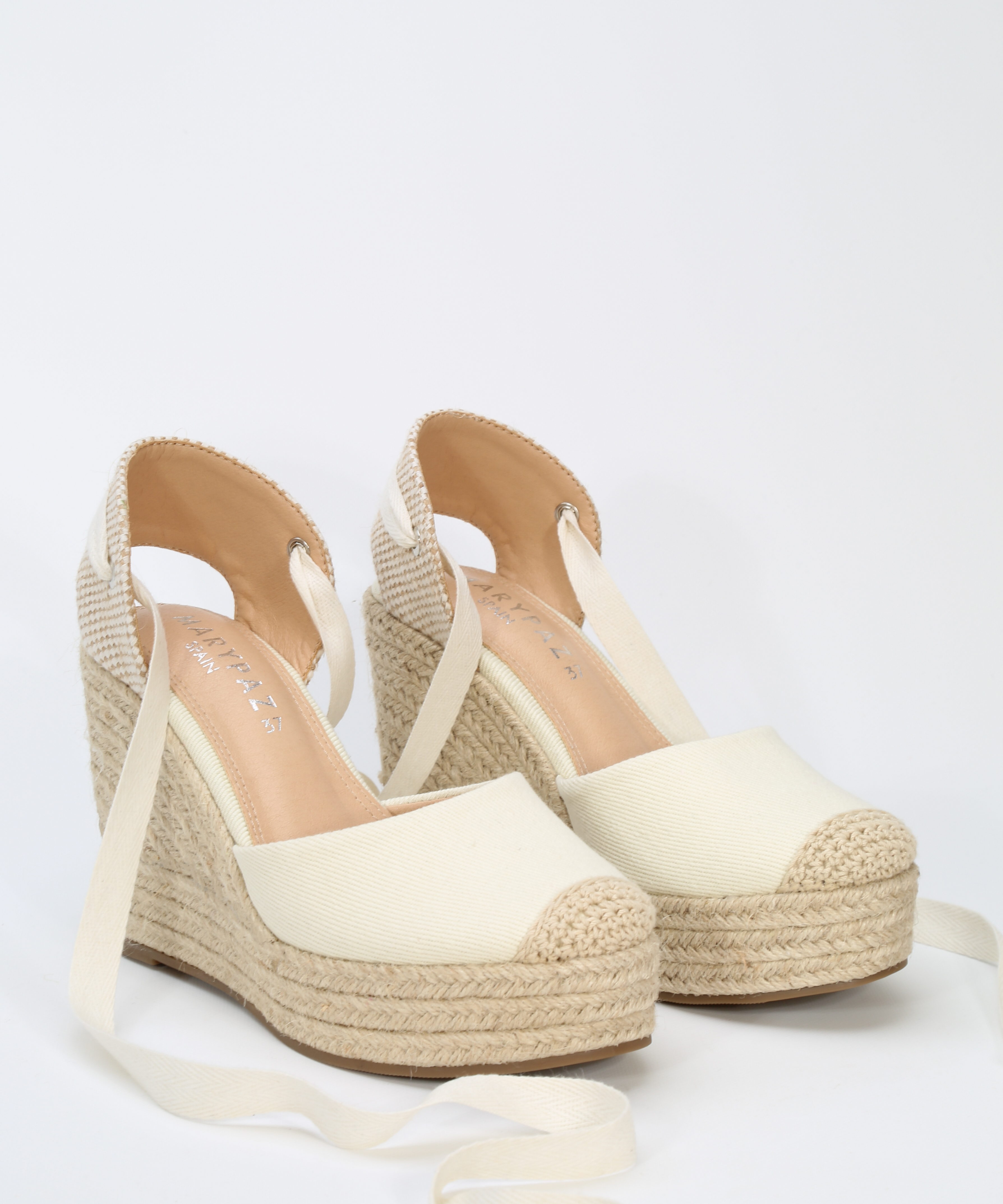 Cu&ntilde;a esparto lazada image number null